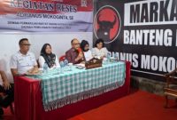 Adrianus Mokoginta Serap Aspirasi Masyarakat dalam Reses di Lorong Osion//Foto: Istimewa.