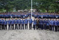 Gubernur dan Wakil Gubernur Gorontalo, Gusnar Ismail-Idah Syahidah Rusli Habibie Bersama ASN di Lingkungan Pemprov Gorontalo, (Foto: Istimewa).