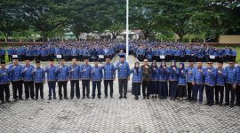Gubernur dan Wakil Gubernur Gorontalo, Gusnar Ismail-Idah Syahidah Rusli Habibie Bersama ASN di Lingkungan Pemprov Gorontalo, (Foto: Istimewa).