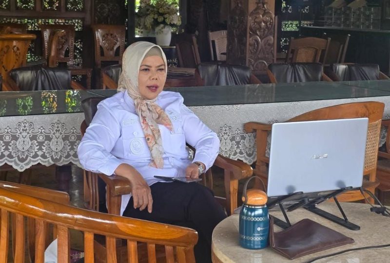 Wakil Gubernur Gorontalo mengikuti dialog virtual bersama RRI Gorontalo terkait percepatan realisasi Satuan Pelayanan Pemenuhan Gizi (SPPG) untuk mendukung pemerataan manfaat Program Makan Bergizi Gratis (MBG) 2026 di seluruh wilayah Provinsi Gorontalo.