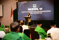 Wakil Gubernur Gorontalo Menyampaikan sambutan saat pembukaan Musyawarah Wilayah (Muswil) VI PPP Provinsi Gorontalo di Grand Q Hotel.